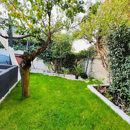Superbe Avec Jardin Et Parking Prive Apartment